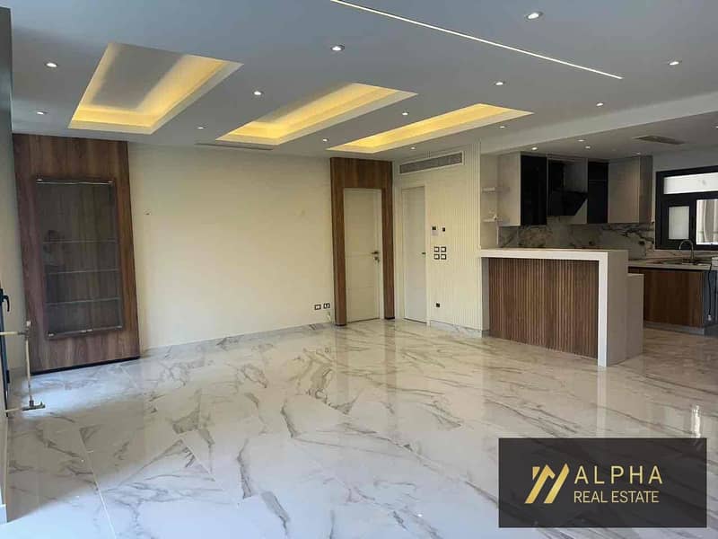 Apartment for sale New Cairo Fifth Settlement Sodic Eastown Golden Square near AUC prime location ready to move luxury finishing - Ansicht 3