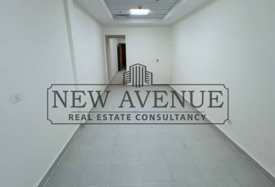 Fully Finished Clinic 63 SQM at O Zone Health Care New Cairo For Rent - Mai multe