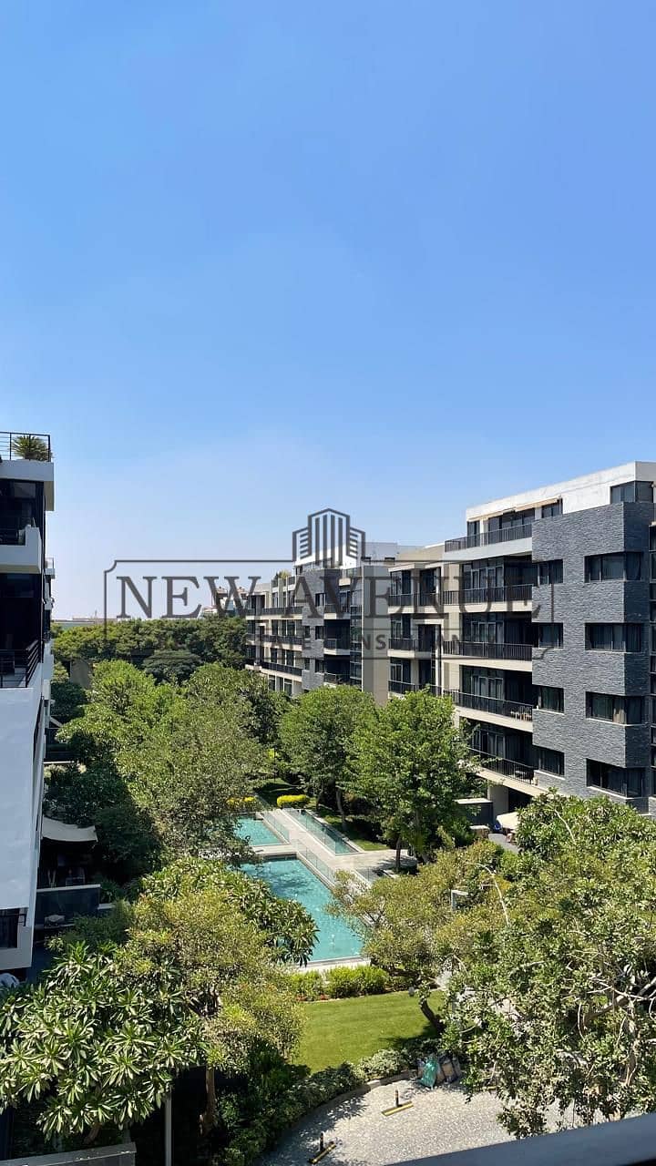 Resale Luxurious Apartment Fully Furnished Good Location on Landscape at Waterway One - Widok 3