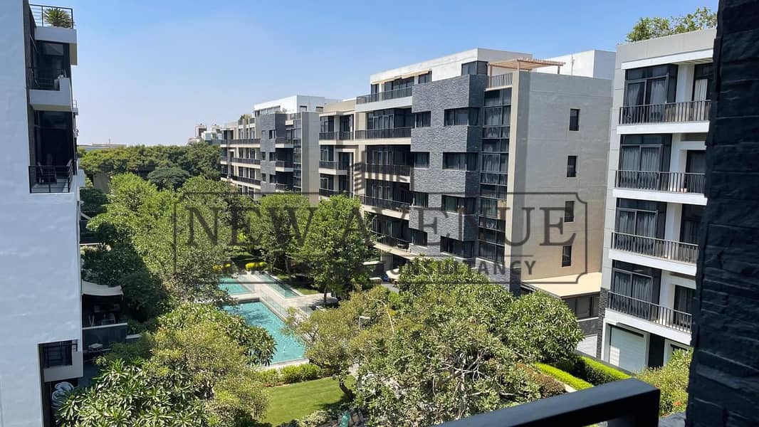 Resale Luxurious Apartment Fully Furnished Good Location on Landscape at Waterway One - Widok 6