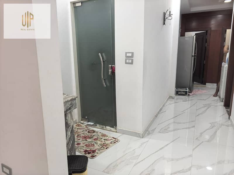 Apartment for sale in Al-Banaslag 7 with private garden near North 90th Street and Mostafa Kamel Axis - Mehr