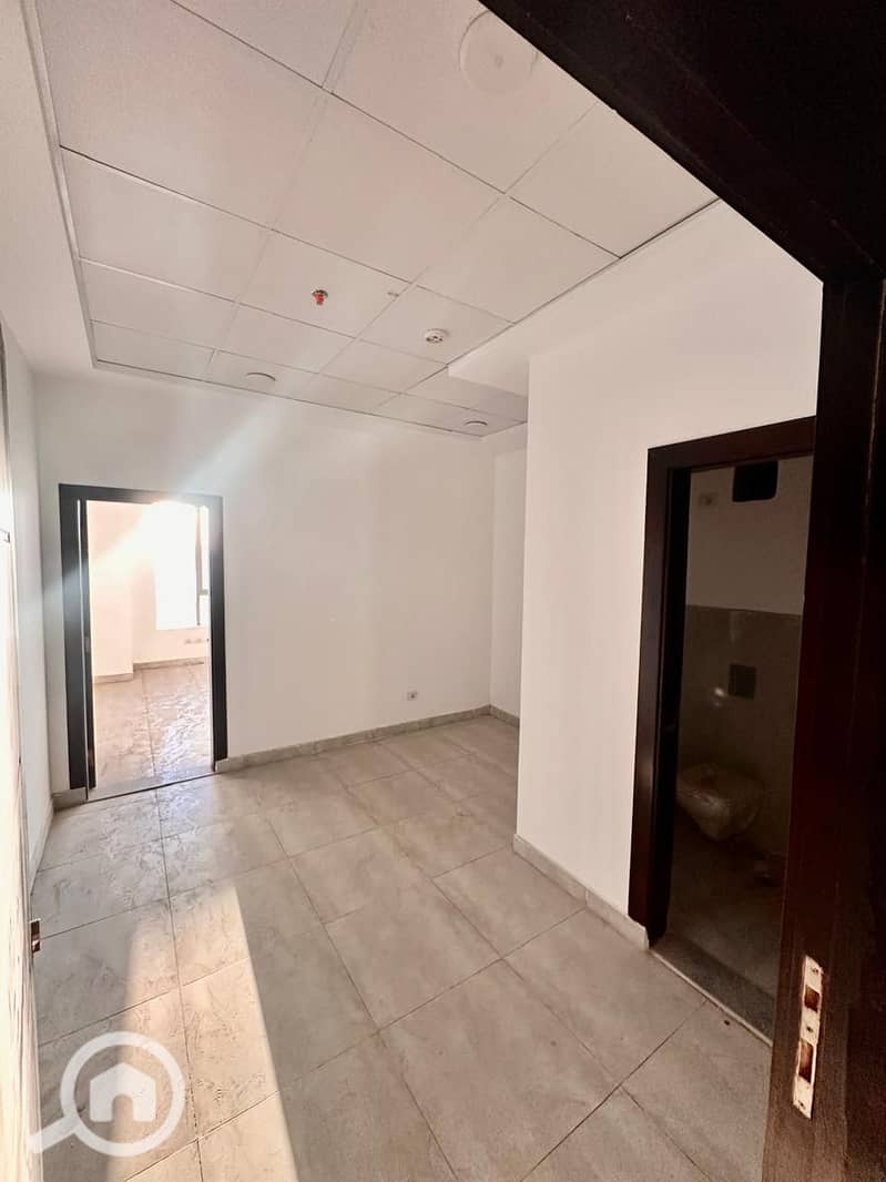 Clinic 46 Sqm For Sale Park Yard Mall Fully Finished Ready To Move 6 October - Vista 5
