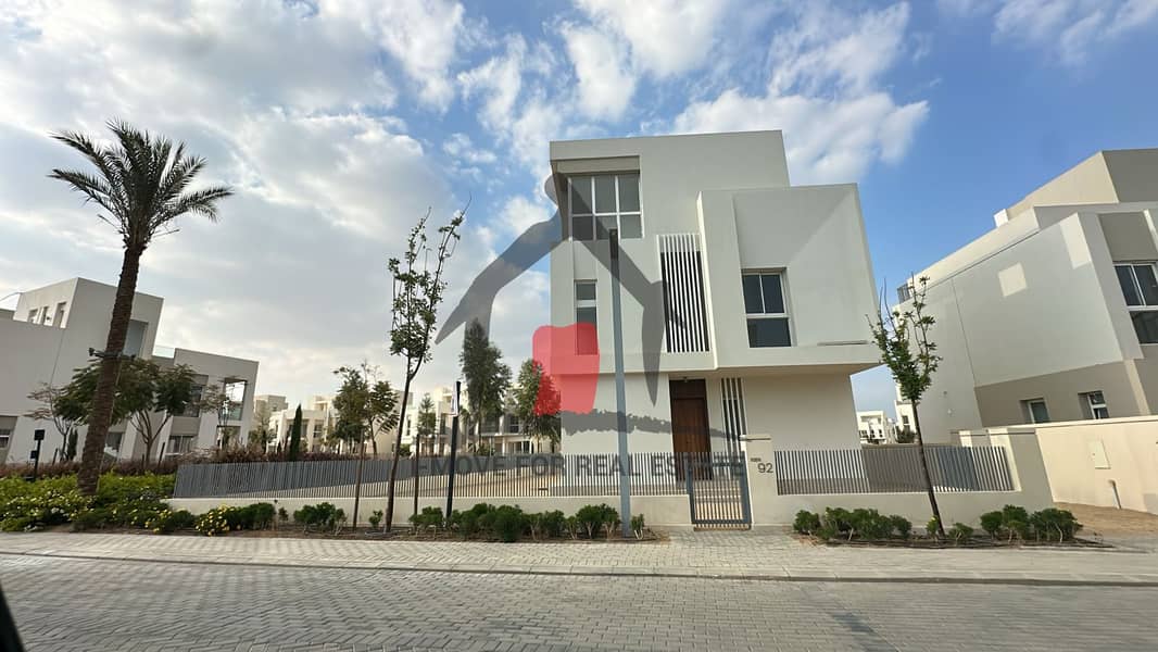 lowest price Villa 350 sqm for Sale in Cairo Gate by Emaar Misr - Mehr