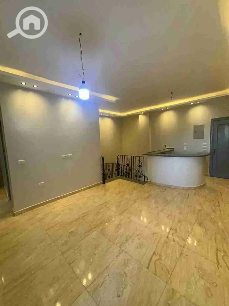 Duplex for rent in the seventh area, suitable for administrative or residential use. - Поглед 2