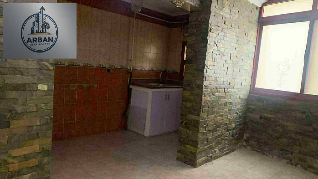 For rent: a luxurious ultra apartment in New Maadi, Wireless Division, behind Total on Nasr Street. A special and quiet location, steps away from restaurants, global brands, and transportation. - Meer