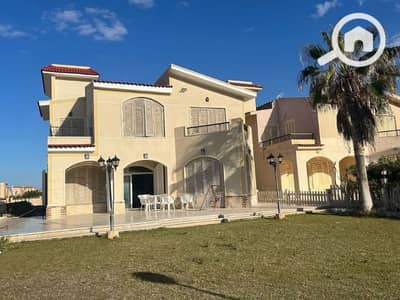 5 Bedroom Villa for Sale in North Coast, Matruh - فيلا قريه كازبيانكا للبيع