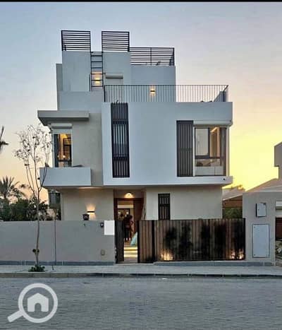 4 Bedroom Villa for Sale in New Heliopolis, Cairo - Messenger_creation_79F9F850-93C7-4443-8C7A-3DD889718328. jpeg