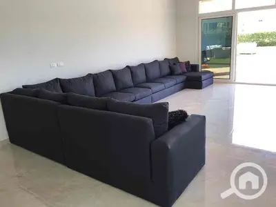 8-room palace for rent in Marselia Beach 4