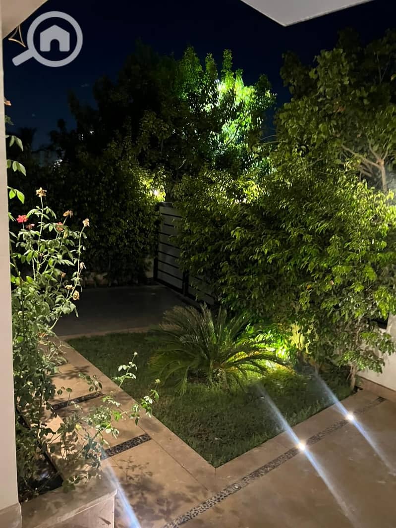 Ultra super lux furnished twin house for rent in hyde park compound 5th settlement at New Cairo - Więcej