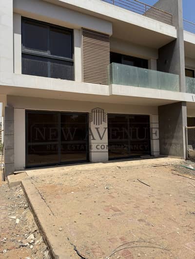 3 Bedroom Townhouse for Sale in Sheikh Zayed, Giza - WhatsApp Image 2026-05-10 at 1.10. 19 PM (2). jpeg 3 Bedroom Townhouse for Sale in Sheikh Zayed, Giza - WhatsApp Image 2026-05-10 at 1.10. 19 PM (2). jpeg
