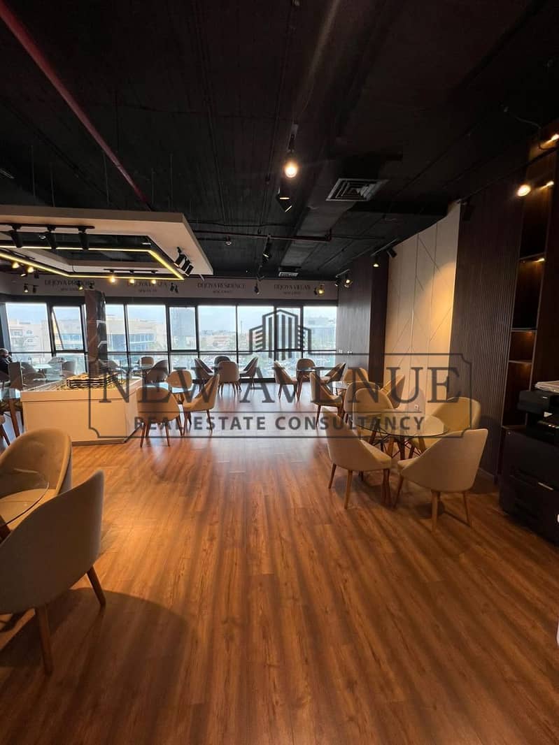 Premium Finished high end Admin Office for rent looking over 90 street New Cairo - Widok 3