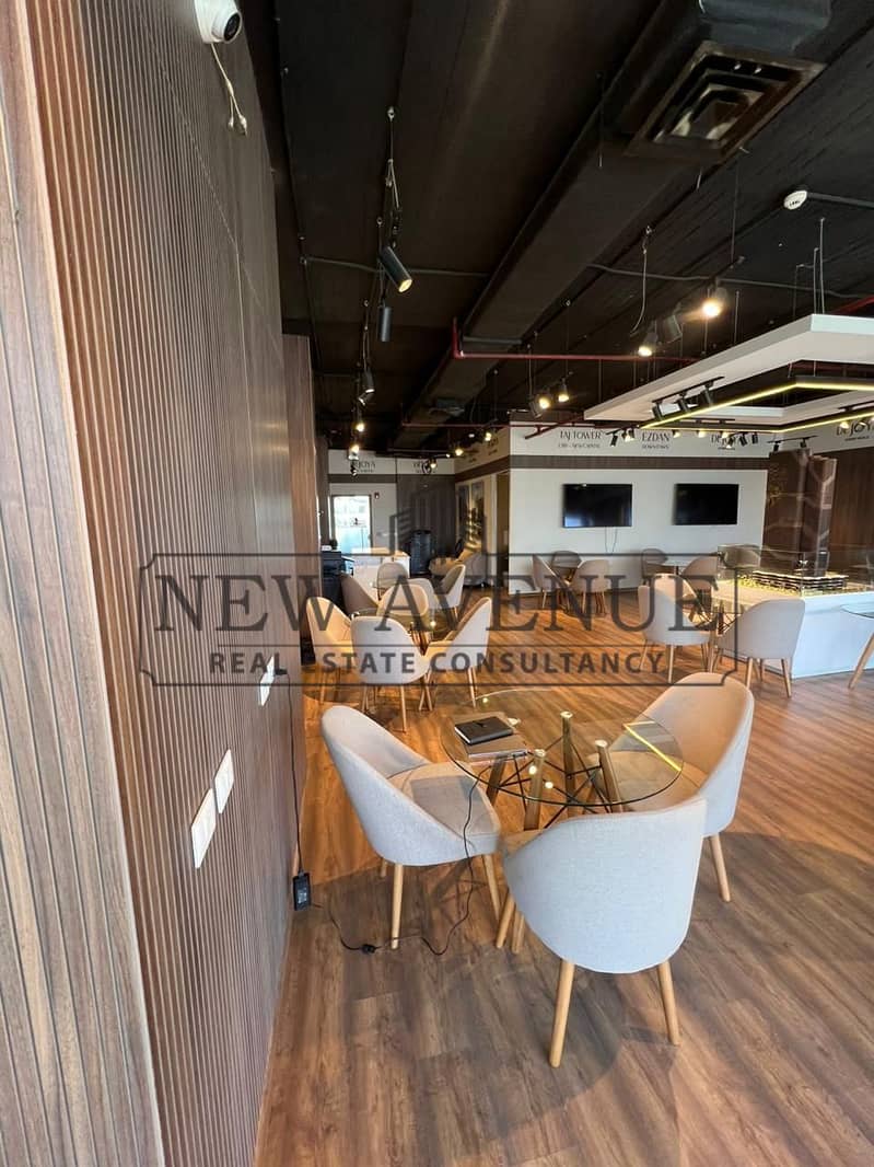Premium Finished high end Admin Office for rent looking over 90 street New Cairo - Widok 4
