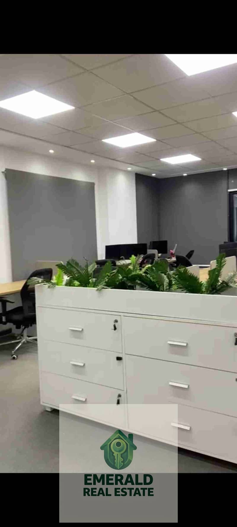 Administrative office for rent for large companies, 650 sqm, air-conditioned, in the finest administrative building next to Carrefour and the ring road directly. - Więcej