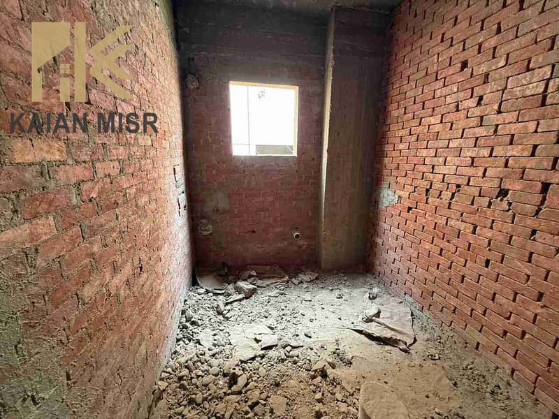Town Corner with an area of 450m priced as a bargain in the upscale compound in Al-Shorouk, Maadi, with an immediate view and delivery. - Ansicht 4