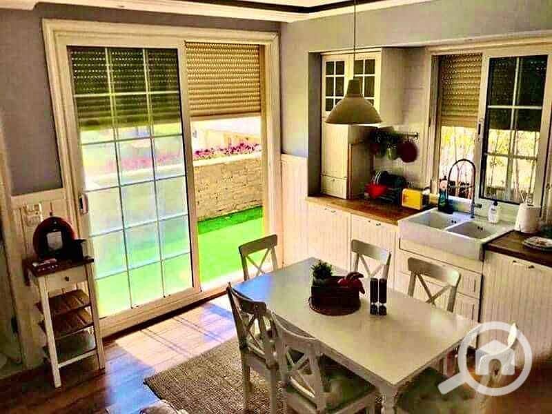 Fully finished with air conditioning and kitchen, corner unit with sea view, in New Cairo's Fifth Settlement, minutes from the American University - Widok 3
