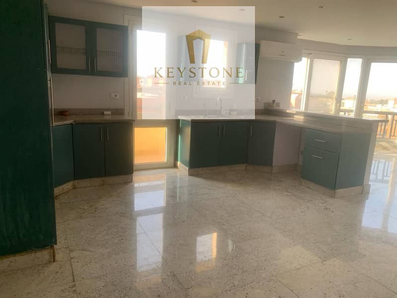 Compound City view -Penthouse 310sqm 3BDR overlooking greenery – pohled 5