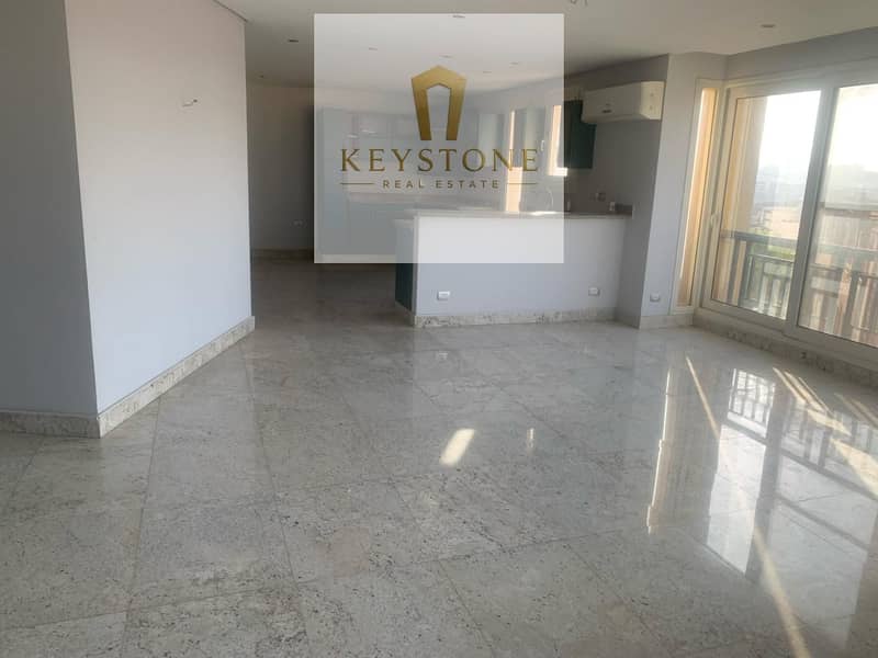 Compound City view -Penthouse 310sqm 3BDR overlooking greenery – další