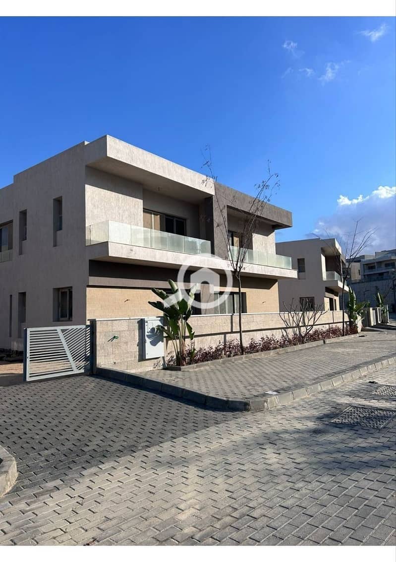 For sale townhouse ready to move in the most Prime location in October with a pyramids view - Ansicht 3
