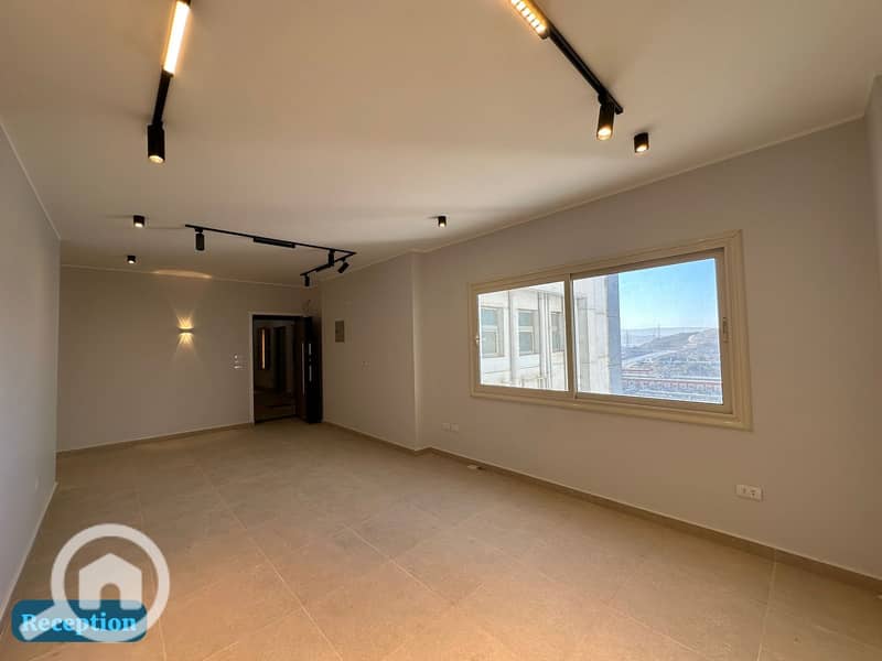 Administrative headquarters 160m ultra super lux finishing for rent in Sama Administrative Towers, Maadi Ring - Ansicht 2