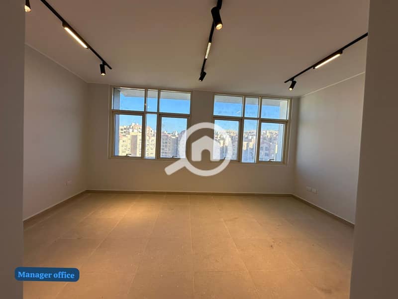 Administrative headquarters 160m ultra super lux finishing for rent in Sama Administrative Towers, Maadi Ring - Ansicht 4