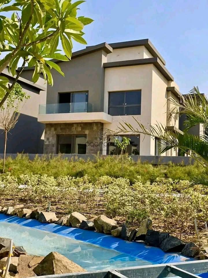 Garden Duplex for Sale in Creek Town | Prime Location & Lake View - Widok 6