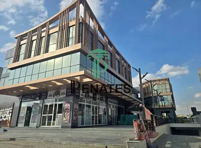 A full 600 sqm administrative floor for sale in the best location in Sheraton, with immediate delivery and only an 8 million down payment.
