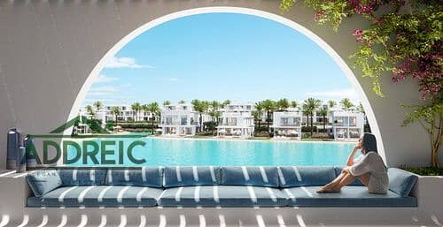 10 medium_E05_ENC_terrace_hub_04-1620x832. jpg