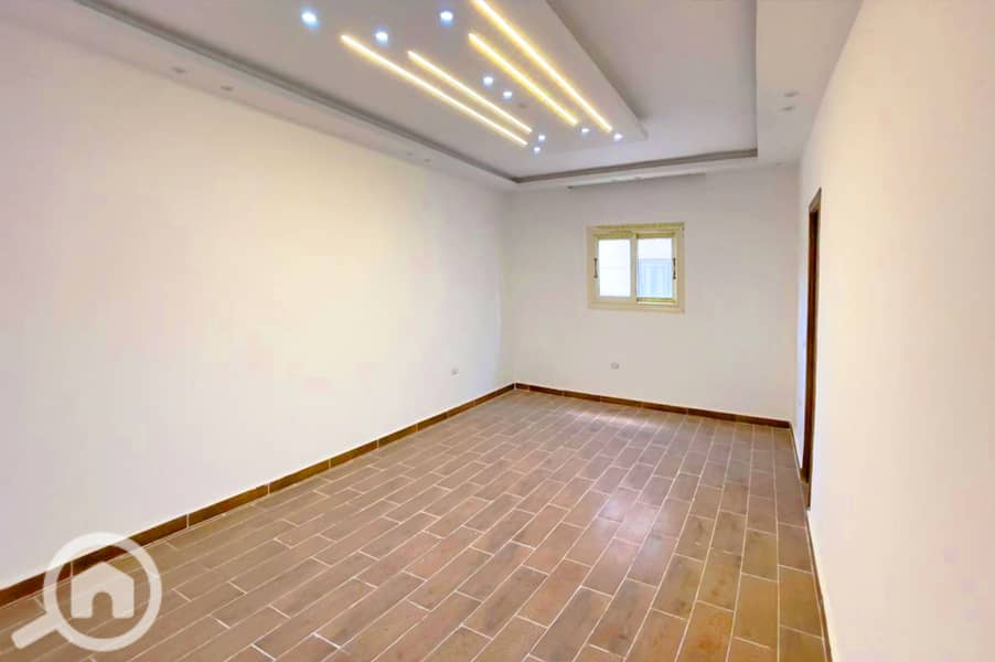 A distinctive villa for sale in a strategic location – Super Lux finishing – A great deal! - Meer
