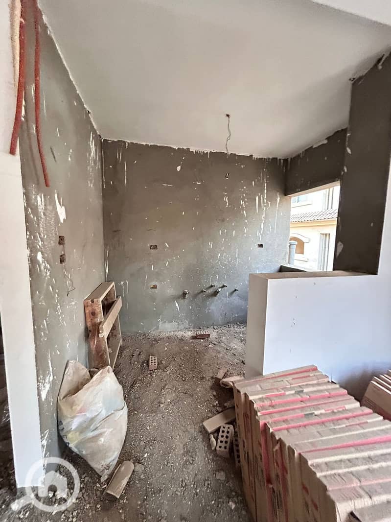 For sale, an apartment in the October Gardens tourist area. - Mehr