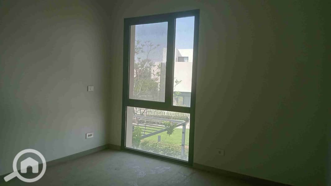 5 1000115425. jpg