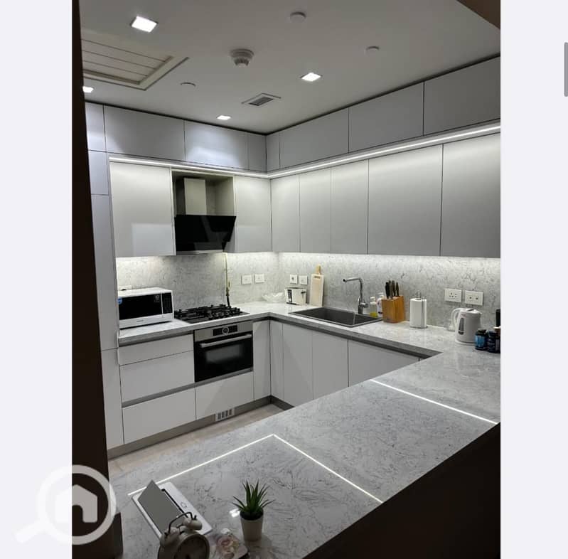Modern furnished apartment for rent in Aeon Towers (Marakez) Mall of Arabia, upscale view, at a bargain price - Ansicht 5