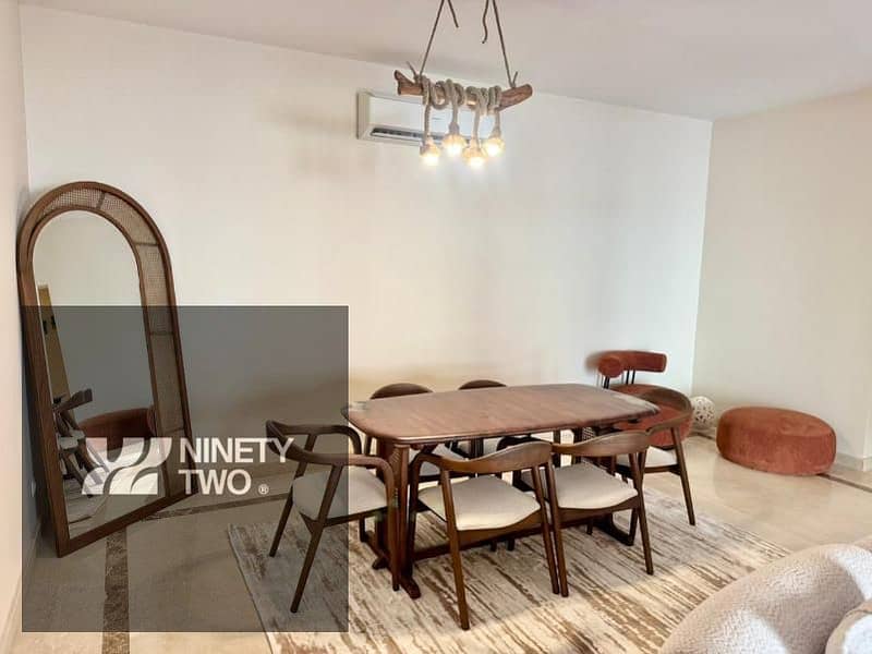 7 947808e8-3cd9-456c-afc7-59a15812645a. jpg
