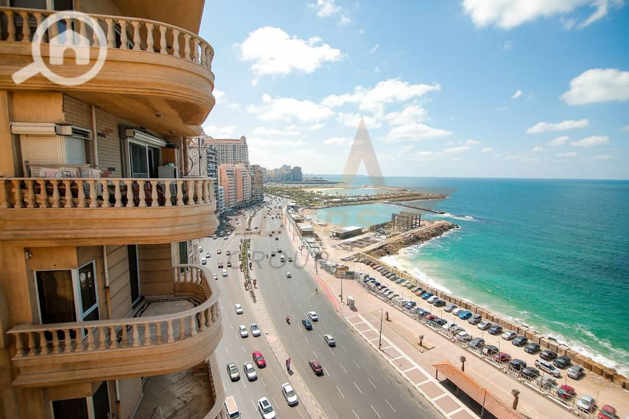 Apartment for Sale – 370 sqm in Zizinia, Directly on the Sea (Direct Sea View) - Więcej