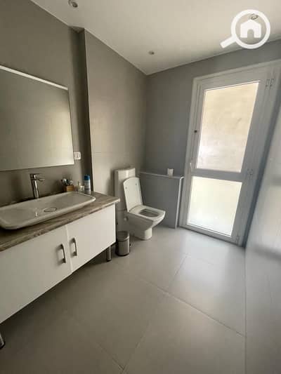 4 Bedroom Flat for Sale in Maadi, Cairo - 28. jpg