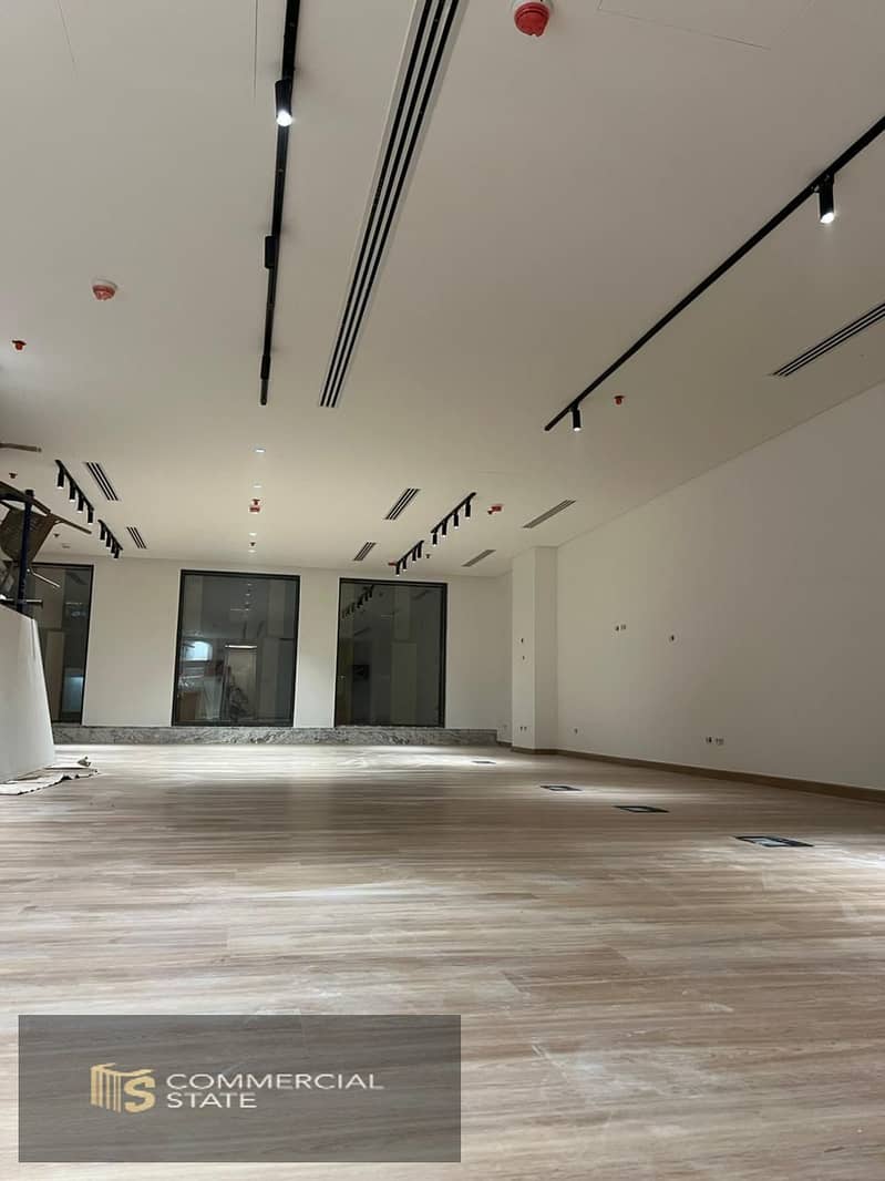 Finished Office at Park St. 154m for Rent -New Cairo - Ansicht 4