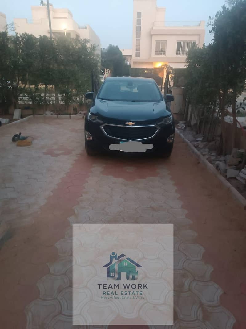 Villa for rent with swimming pool in Grand Heights compound, prime location, super deluxe finish, directly on the Dahshur Link Road. - Widok 3