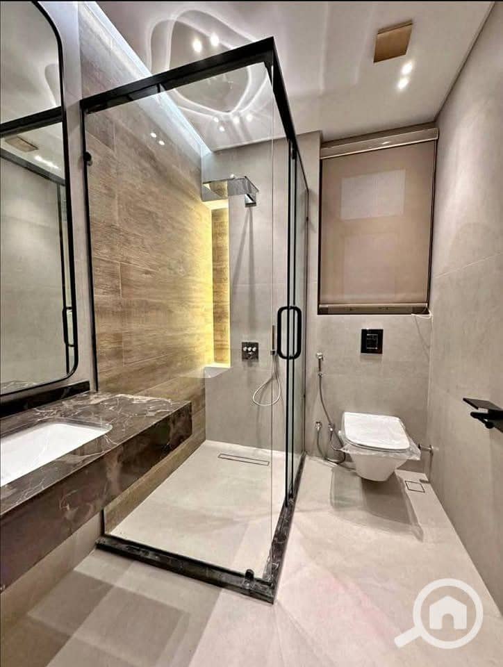 Ready to move fully finished apartment with air conditioning and kitchen Corner unit with discount Landscape view Next to City Centre Almaza - Aanzicht 6