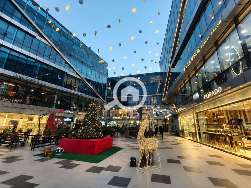 Ready-to-move-in ground floor shop for an attractive price in Ritzy Mall, behind Saudi. - Aanzicht 5
