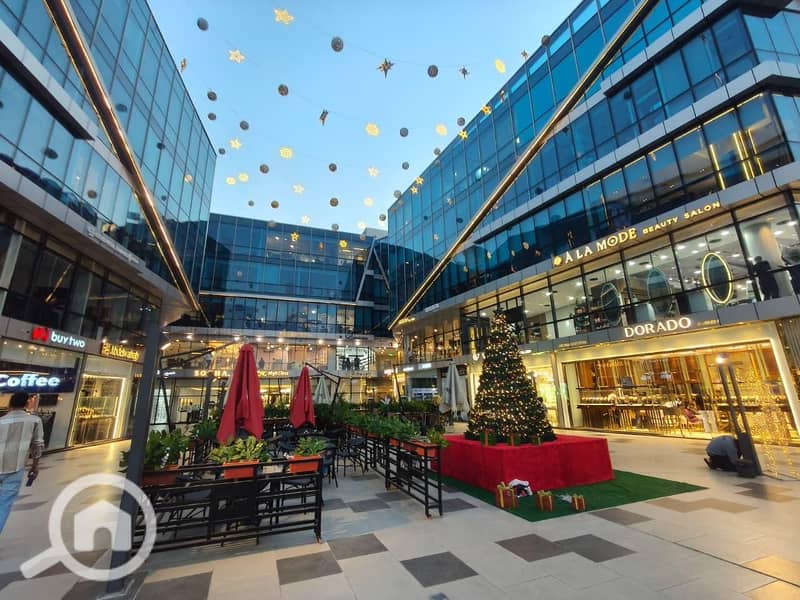 Ready-to-move-in ground floor shop for an attractive price in Ritzy Mall, behind Saudi. - Meer