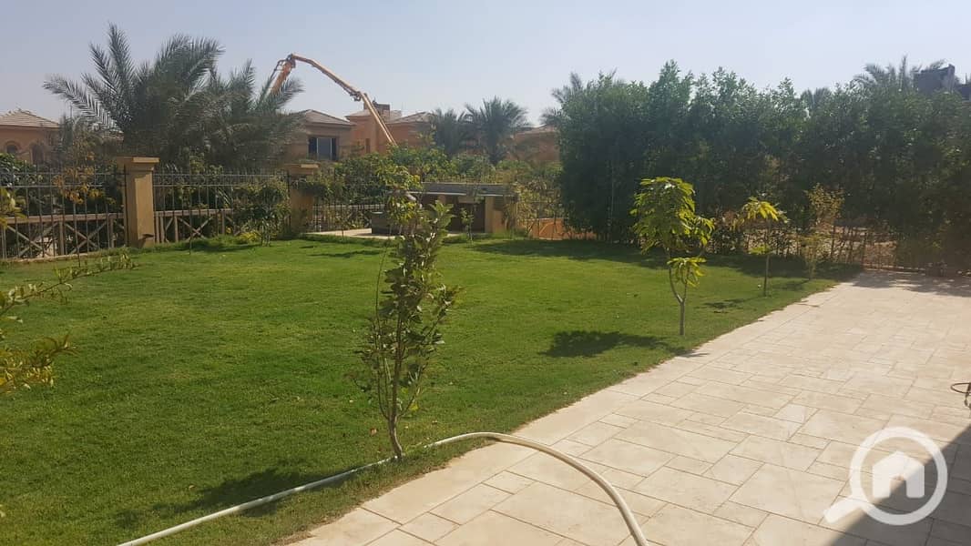 Gardenia Springs Compound For Rent FULLY FINISHED Stand Alone Villa 5 Bedrooms Land 724 m Bua 558 m Air conditioning Kitchen With appliances - Ansicht 3