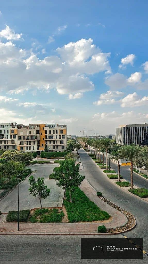Corner Apartment With Big Terrace, Ready To Move For Sale in Sodic Eastown Compound New Cairo - Widok 2
