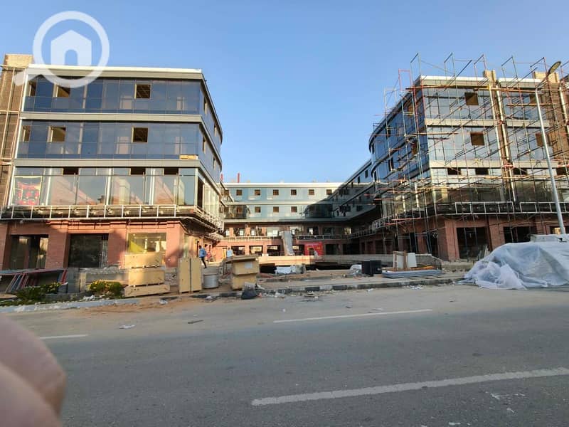 Commercial store for immediate delivery rented in Fifth Settlement, mandatory rent, and rental return from the first day of the contract. - Ansicht 2