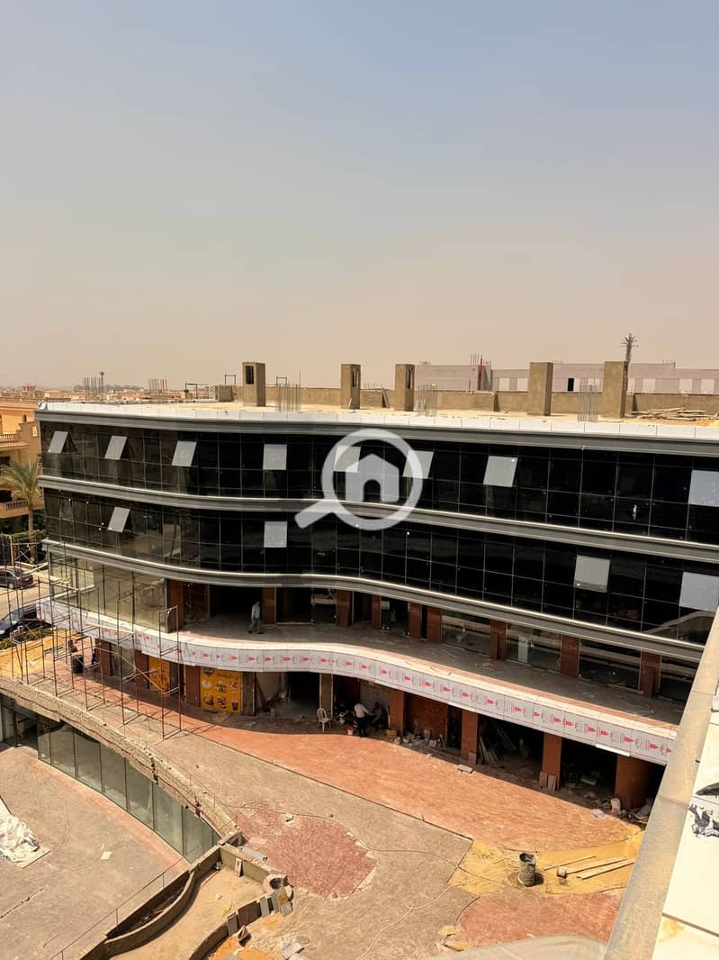 Commercial store for immediate delivery rented in Fifth Settlement, mandatory rent, and rental return from the first day of the contract. - Ansicht 4