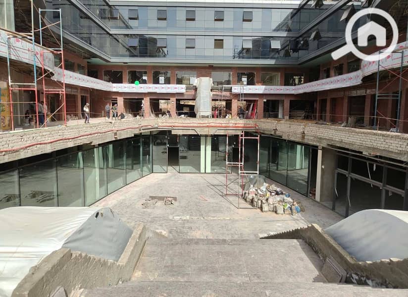Commercial store for immediate delivery rented in Fifth Settlement, mandatory rent, and rental return from the first day of the contract. - Ansicht 3