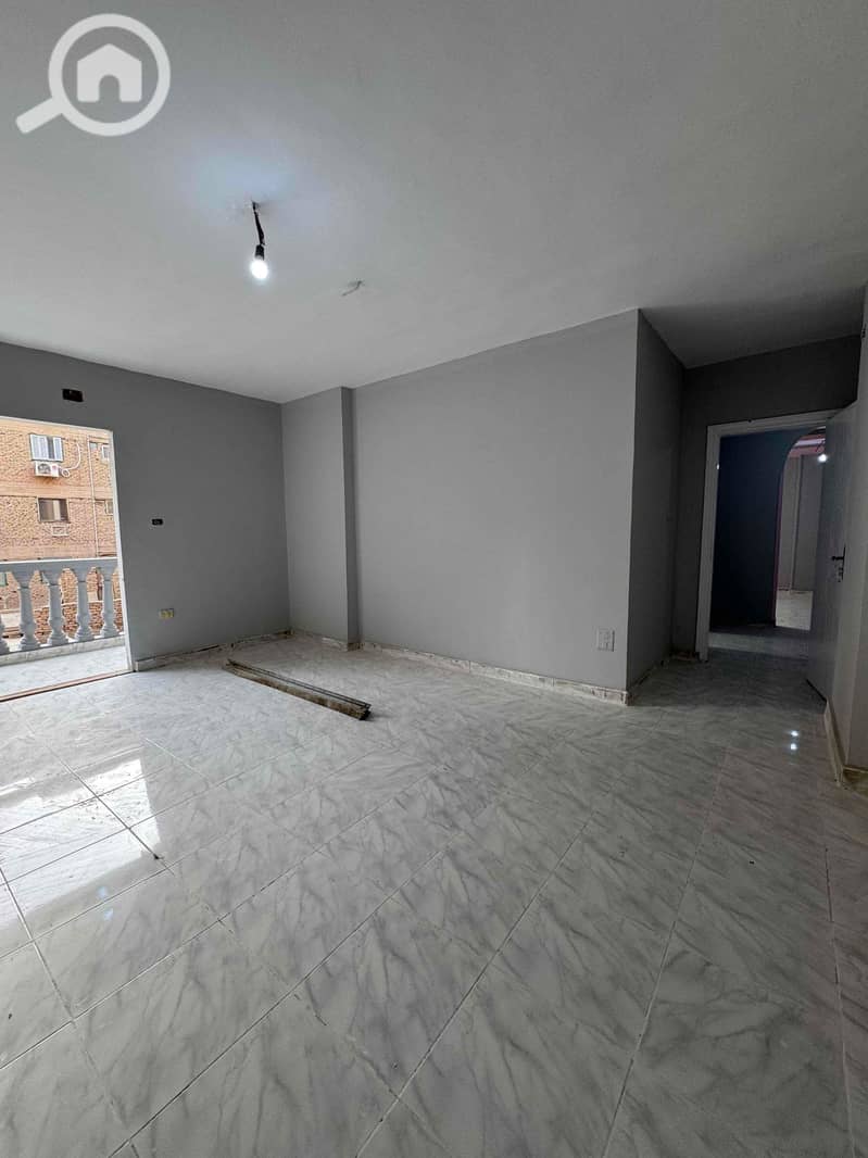Office space for rent on Al Haram Main Street - Više