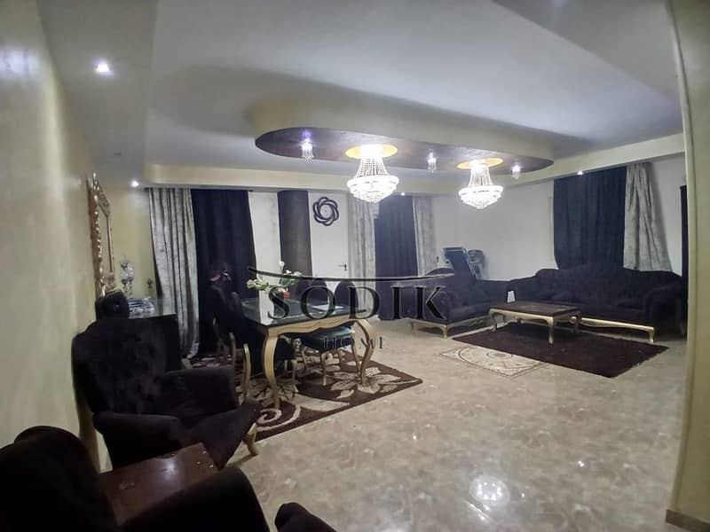 If you're looking for a ready-to-move-in apartment with ample space, high-end finishes, and a quiet, prime location, this is an excellent opportunity - Aanzicht 3