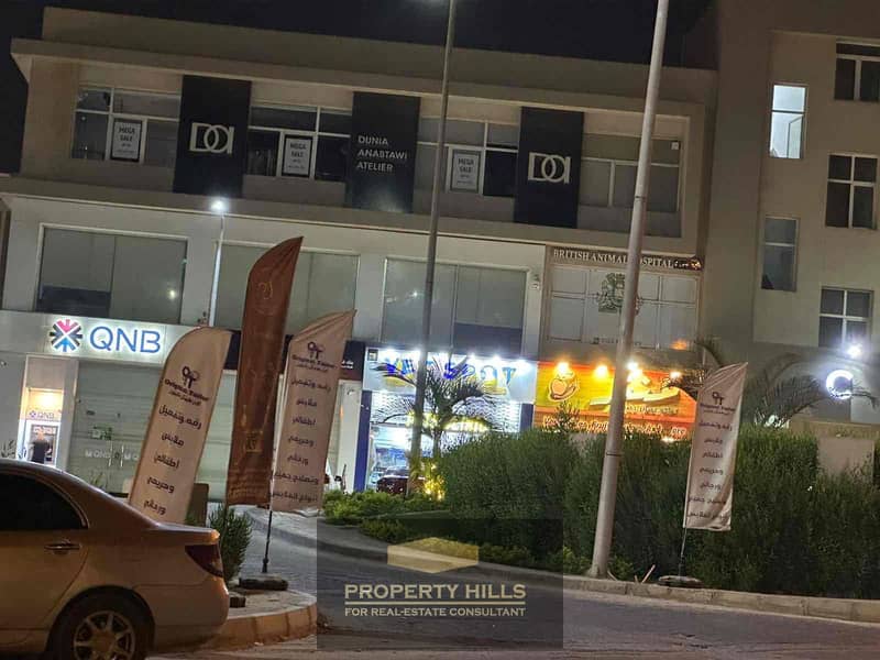 An administrative office for immediate delivery in Karma 4 Mall, Sheikh Zayed next to ZED Towers and Al Rabwa. - Mehr