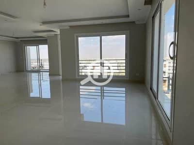 3 Bedroom Flat for Sale in Sheikh Zayed, Giza - WhatsApp Image 2026-02-08 at 1.16. 18 PM. jpeg 3 Bedroom Flat for Sale in Sheikh Zayed, Giza - WhatsApp Image 2026-02-08 at 1.16. 18 PM. jpeg