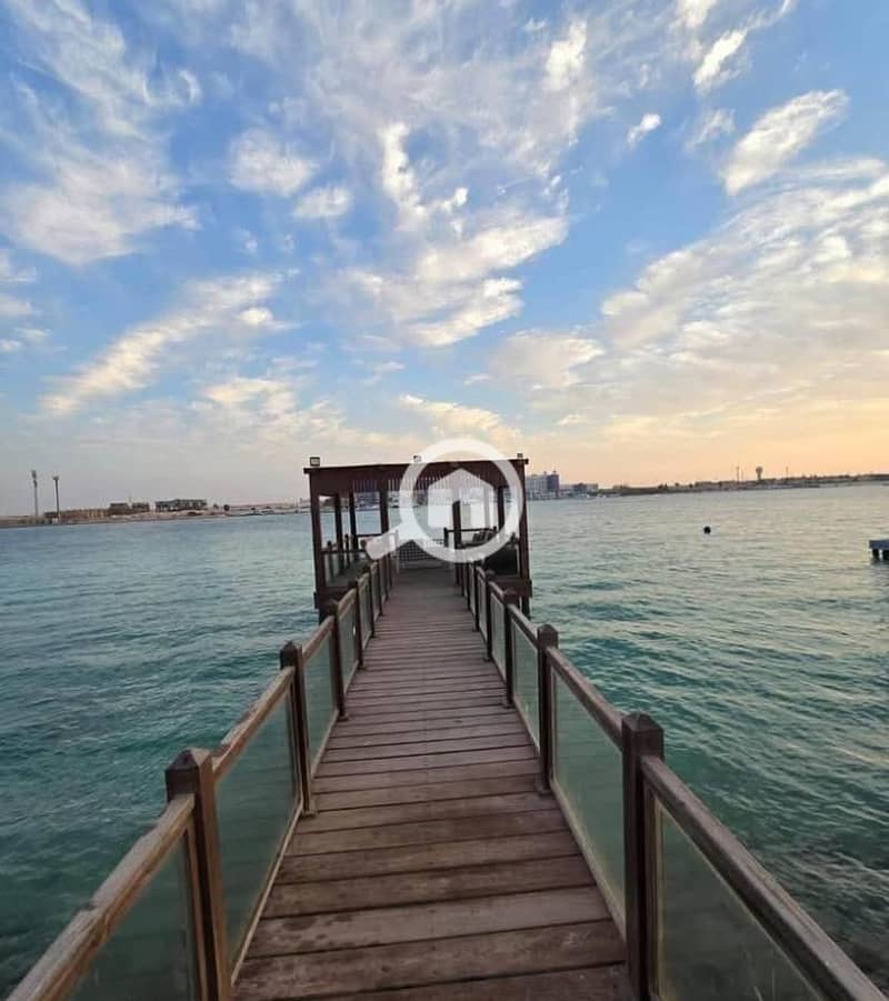 Fully Finished 2-Bedroom Chalet for Sale in Marina 5 – the lsland with a Strategic Sea View - Ansicht 4