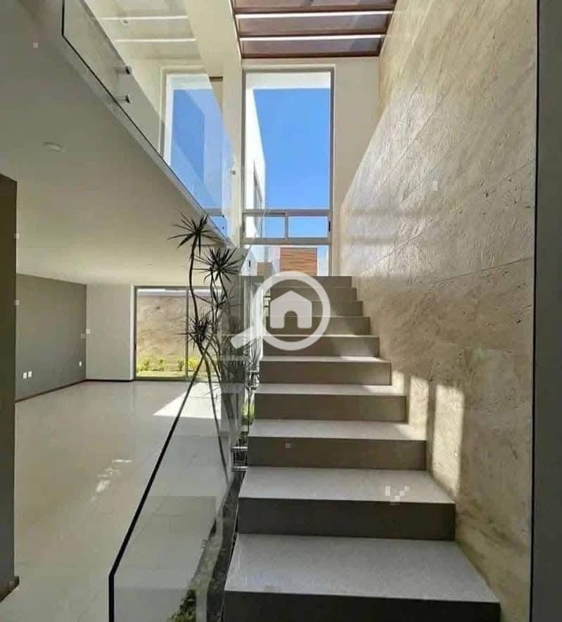 prime view ready to move twin house for sale in Village West Sheikh Zayed - Ansicht 3
